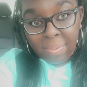 Meet your Posher, Janelle